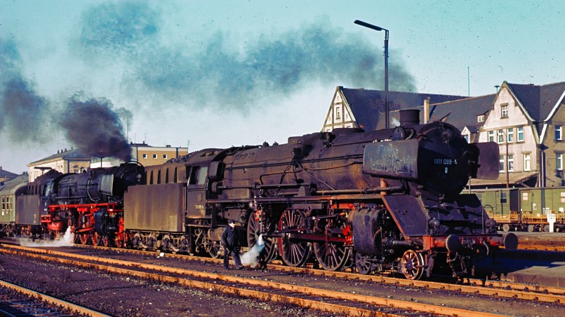 7. November 2025: 85. MEC 01 Medienabend - Klaus Michael Zeuner: Die 01 mit Vorspann - Foto: Klaus Michael Zeuner